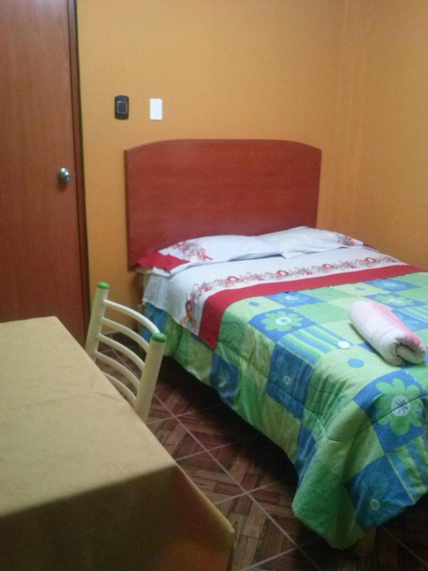 Hostal Real Alcazar Nazca Rom bilde